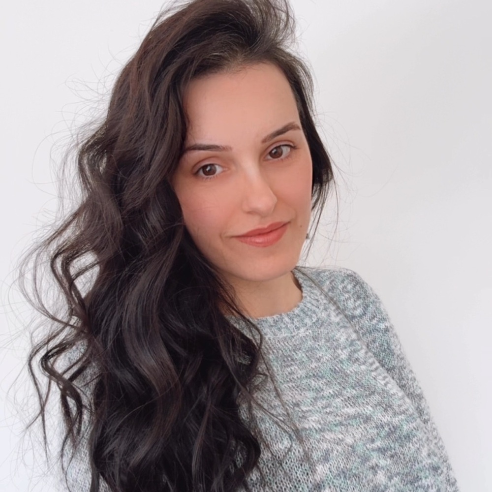 Meet your Posher, Milena